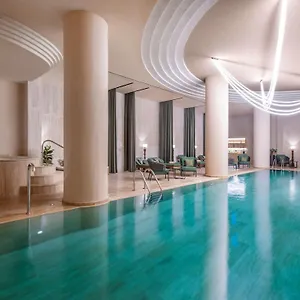 Swissotel מלון