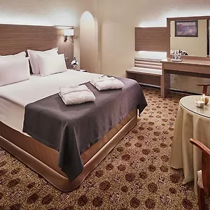 The One Boutique Otel