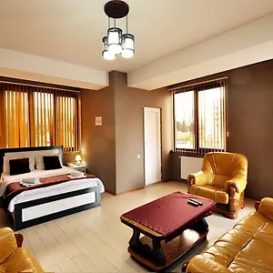 Kavela Otel